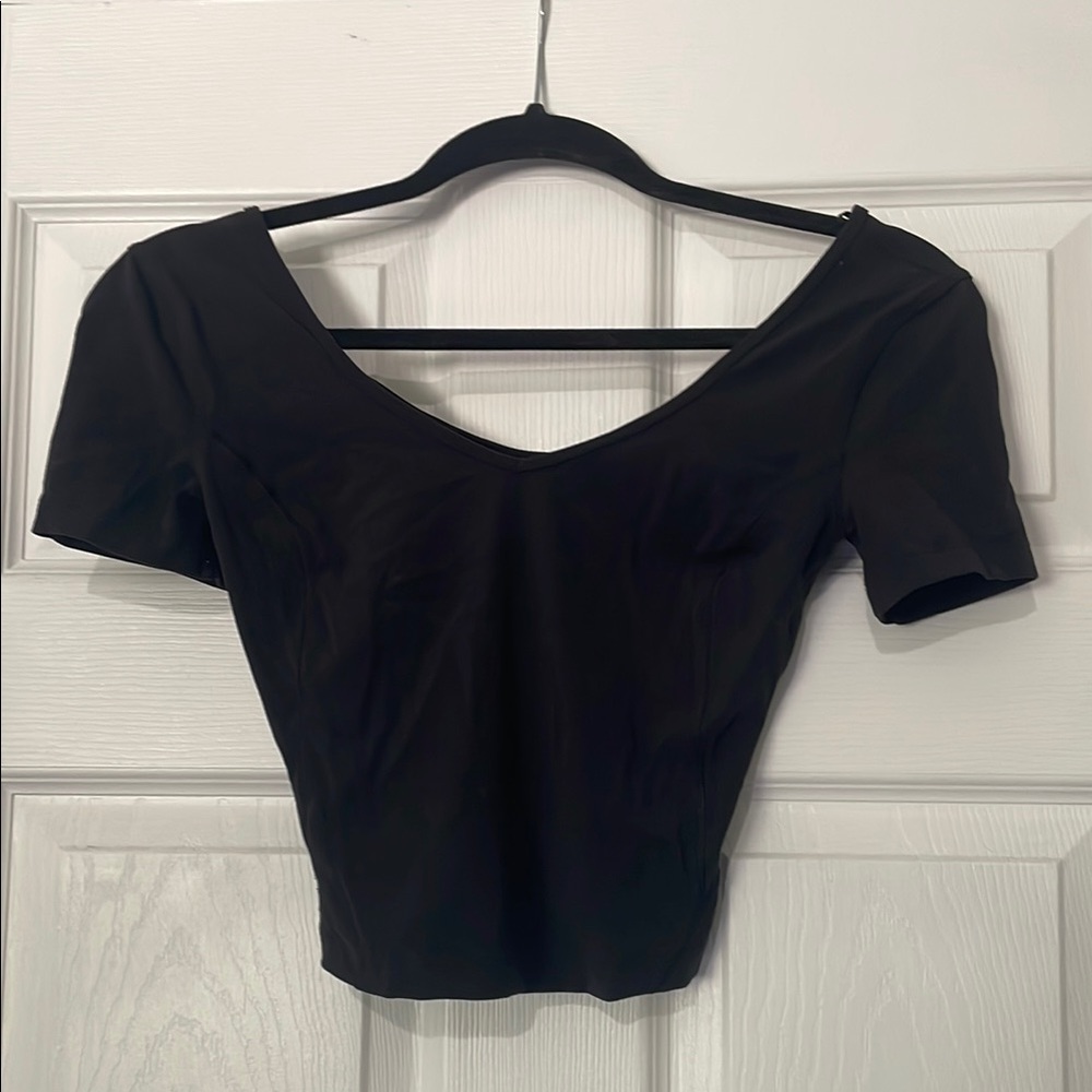 Lululemon Athletica Black Fitted Crop Blouse